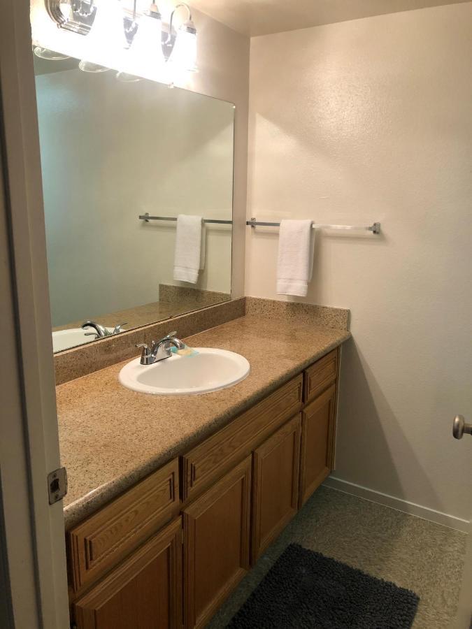 Whispering Meadows Apartments Bakersfield Exterior foto