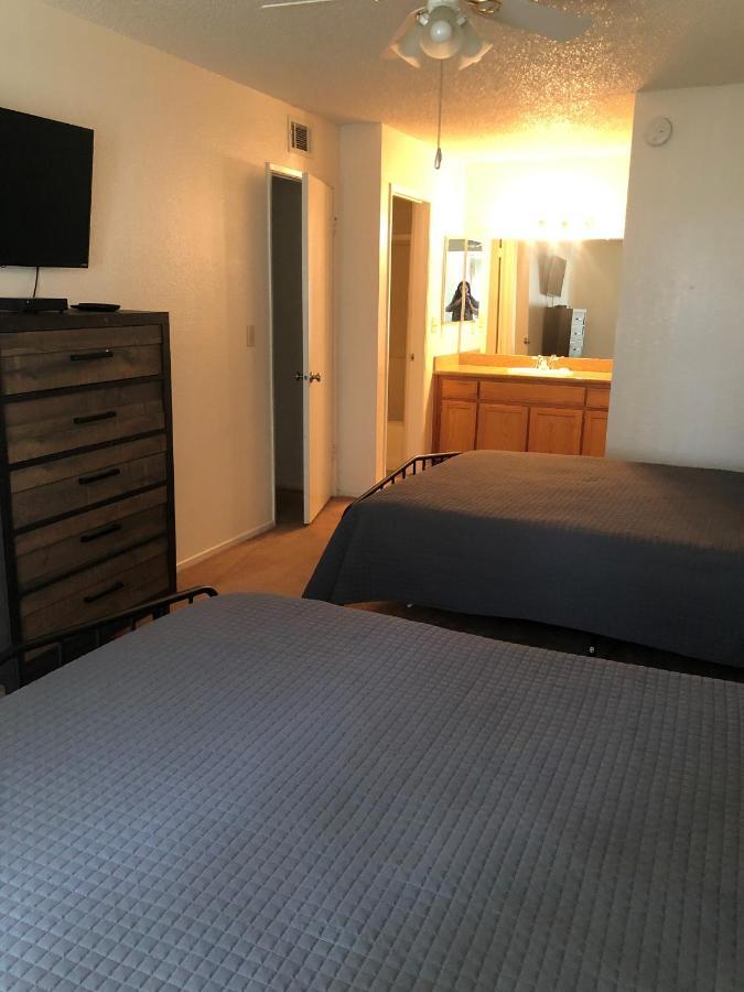 Whispering Meadows Apartments Bakersfield Exterior foto