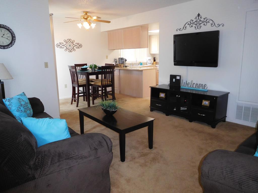 Whispering Meadows Apartments Bakersfield Exterior foto